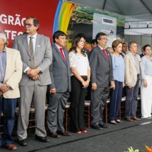 Ministro Edinho Araújo com a presidenta Dilma Rousseff na inauguração do TEGRAM – Terminal de Grãos do Maranhão